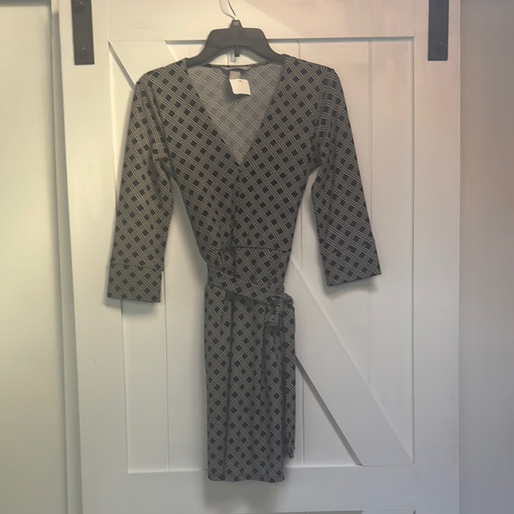 Elegant Black and Gray Dress
